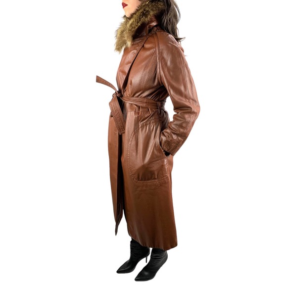 Vintage Brown Leather Coat with Fur Collar - Picture 6 of 14